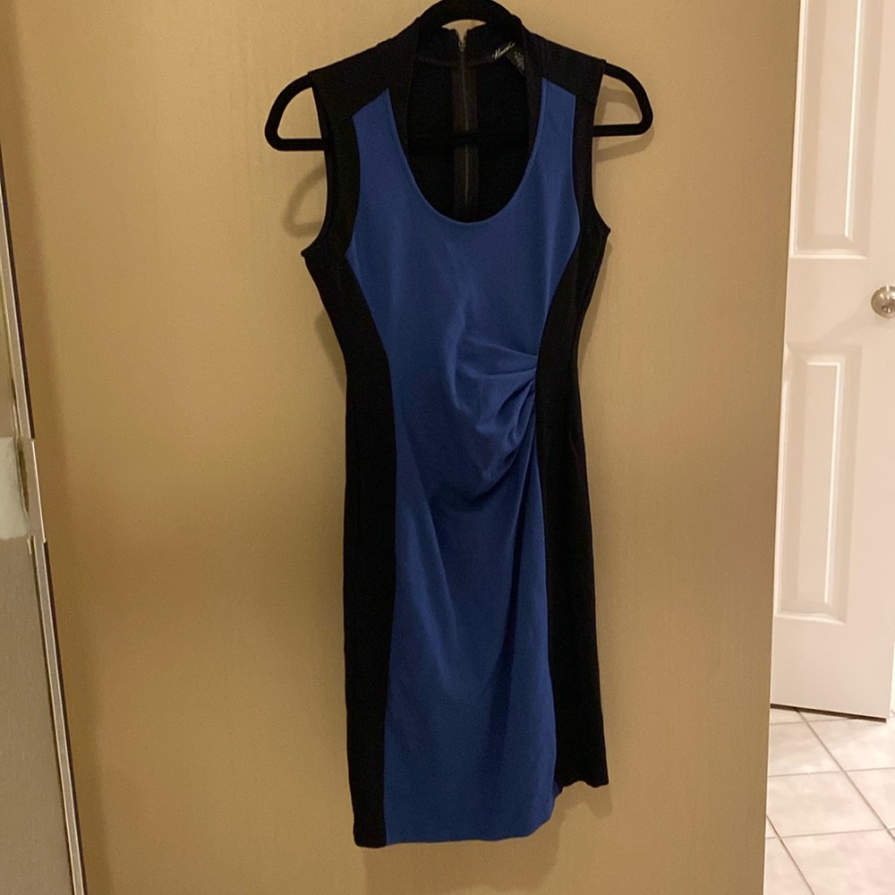 Kenneth Cole body slimming dress, size 4